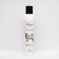 Bild in Galerie-Betrachter laden, Kiyono Sensitiv Hundeshampoo „Soft Balance“ in der 190 ml Flasche – mit Shar-Pei Illustration.