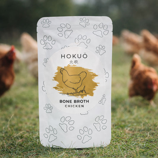 Hühnerknochenbrühe für Katzen & Hunde