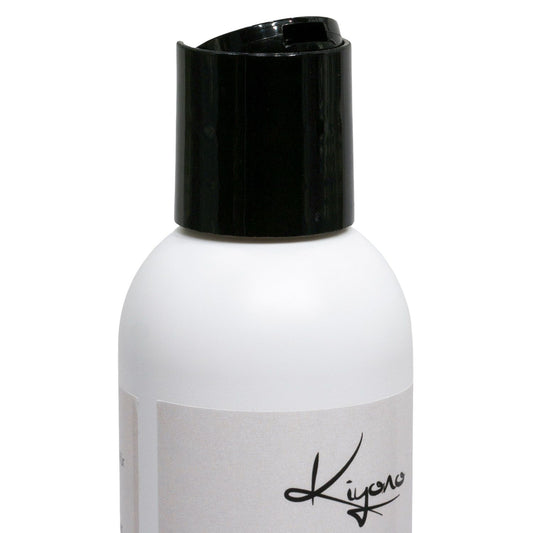 Sensitiv Hundeshampoo „Soft Balance“ von Kiyono – beruhigende Pflege mit Aloe Vera für empfindliche Hundehaut.
