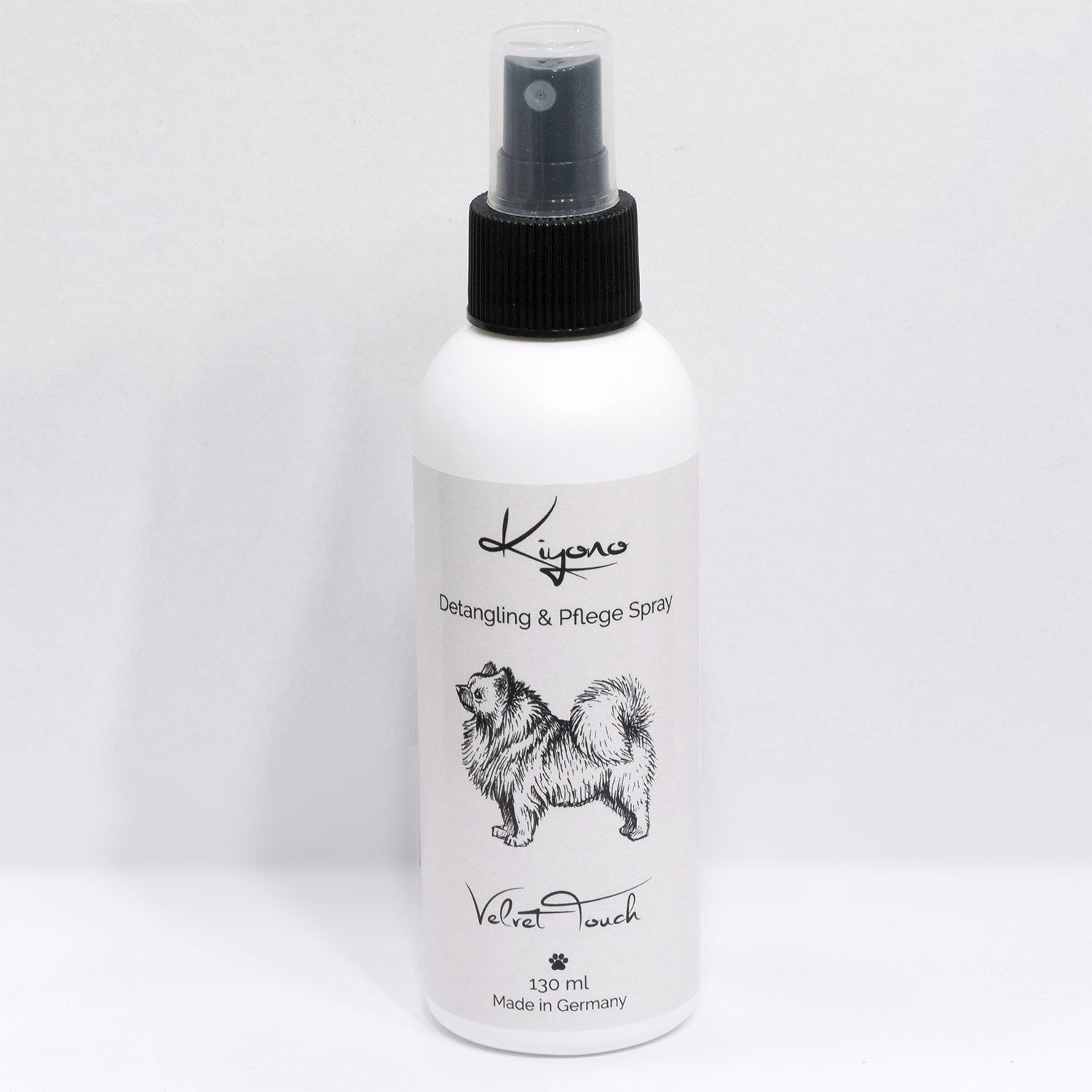 Frontalansicht des Velvet Touch Detangling Sprays mit 130ml Inhalt.