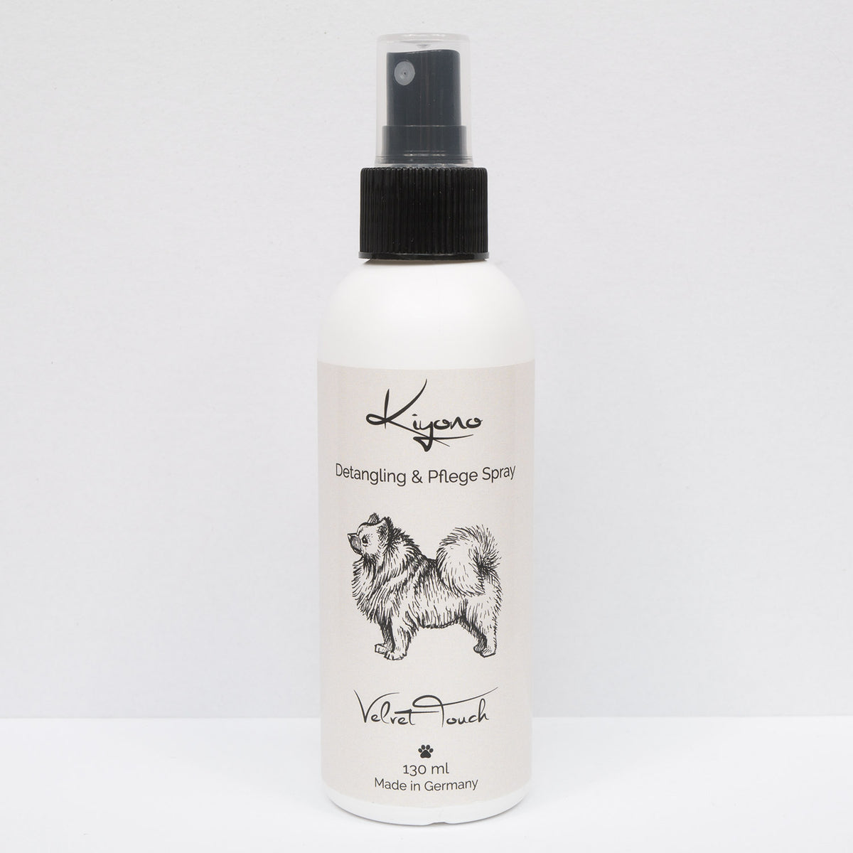 Frontalansicht des Velvet Touch Detangling Sprays mit 130ml Inhalt.
