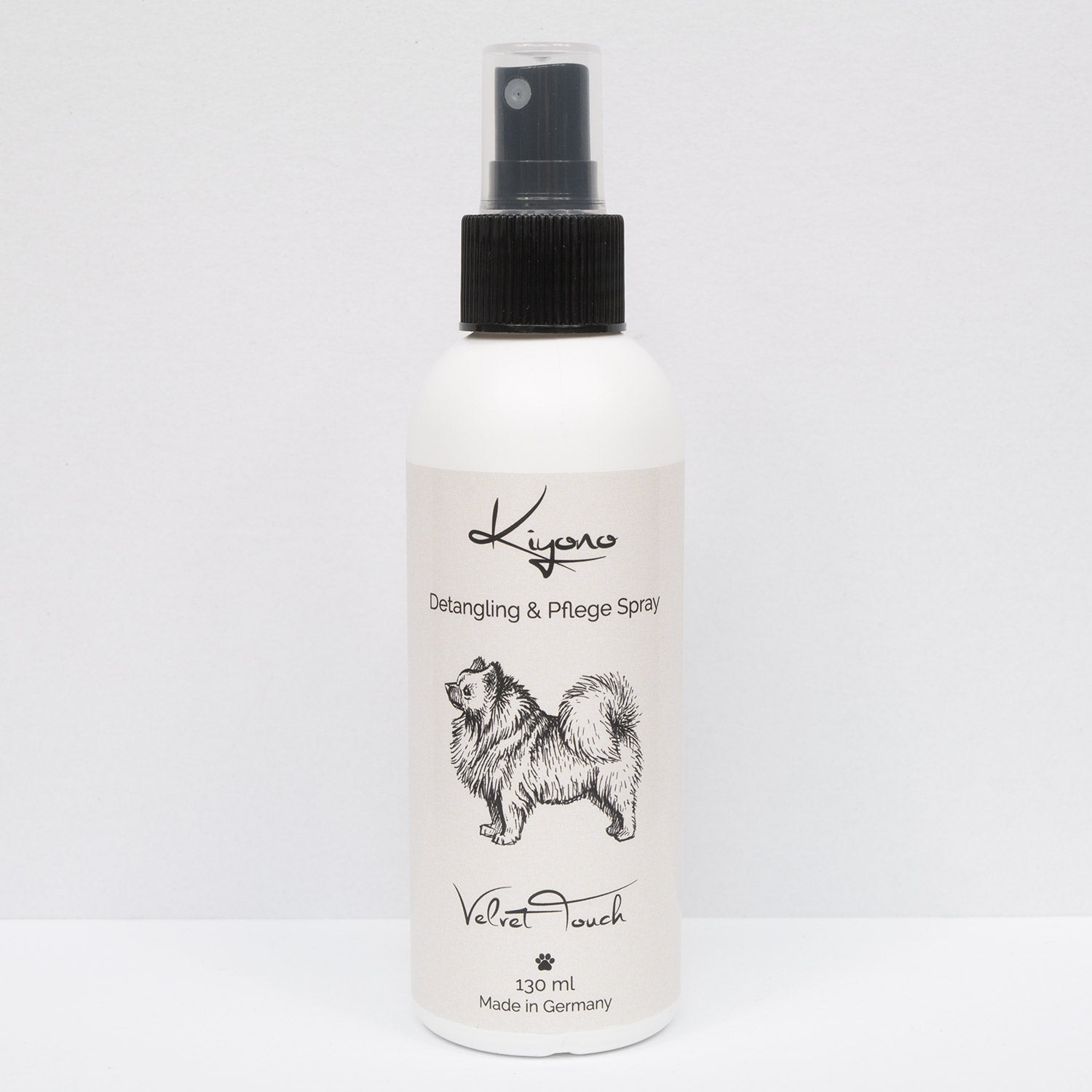 Frontalansicht des Velvet Touch Detangling Sprays mit 130ml Inhalt.