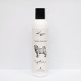 Bild in Galerie-Betrachter laden, Kiyono Sensitiv Hundeshampoo „Soft Balance“ in der 190 ml Flasche – mit Shar-Pei Illustration.
