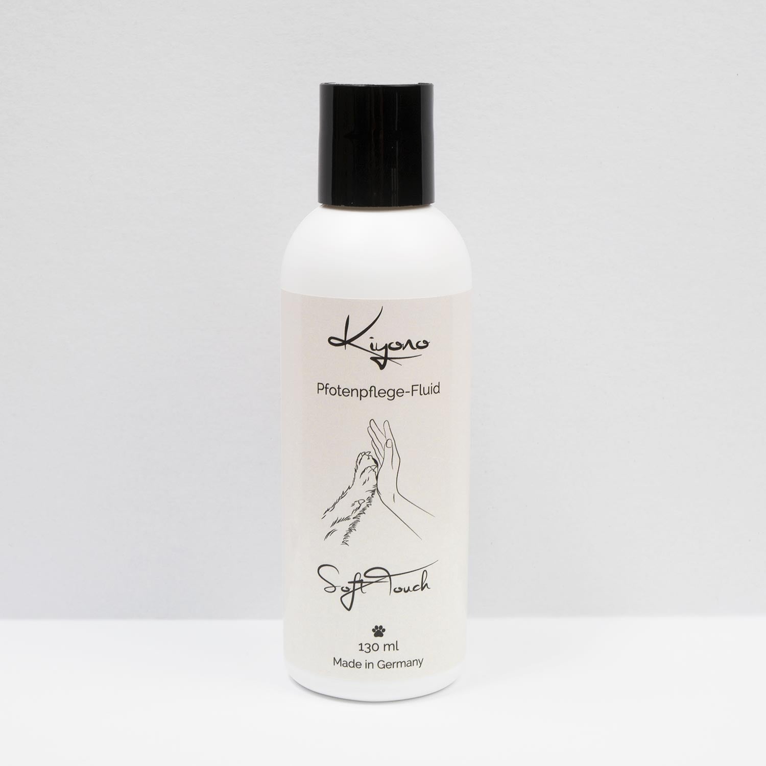 Kiyono Soft Touch Pfotenpflege-Fluid für Hunde zur sanften Pflege beanspruchter Ballen.